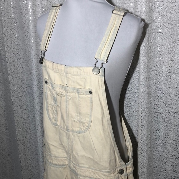 NWT American Eagle Distressed Overall Shorts - Picture 2 of 7